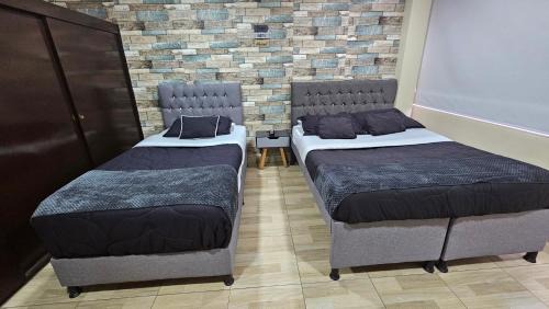 Campin Cama Y Desayuno | Colisseum Roma House- Campin Simón Bolivar Movistar Embajada compensar