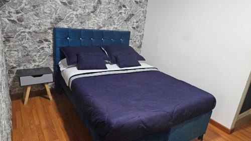 Campin Cama Y Desayuno | Colisseum Roma - Vive Claro -El cubo movistar campin