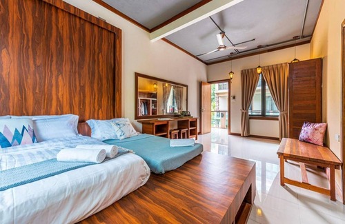 Kampung Chamang Hotel | Collection O 90859 Bentong Wellness Homestay