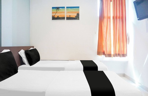 Palembang Hotel | Collection O Bukit Kecil Near Palembang Indah Mall Formerly Hostel 77