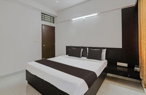 Mysore Hotel | Collection O Emara Grand Mysore