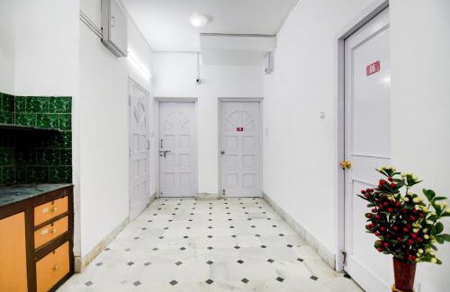 Kolkata Hotel | Collection O Jyotirindra Nandi Metro Station Kolkata Formerly Hotel Manurama