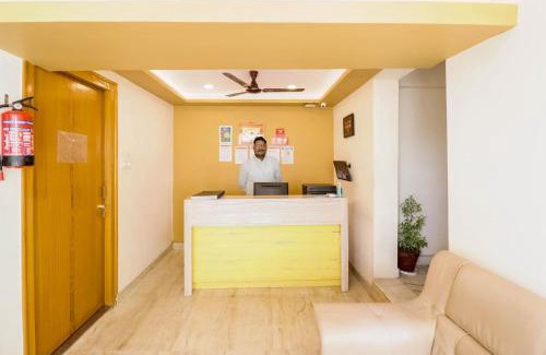 Varanasi Hotel | Collection O Kewal Palace Hyderabad Gate