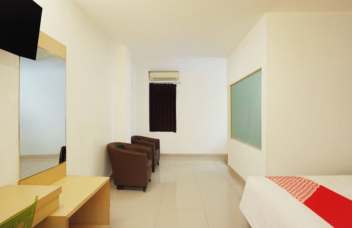 Palembang Hotel | Collection O Palembang Hostel 77 Smart