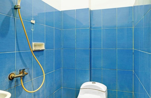 Palmerah Hotel | Collection O Tanah Abang Near Stasiun Tanah Abang Formerly Hotel Bimo Slipi