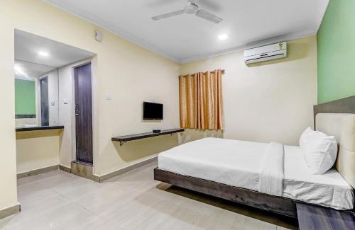 Yeshwanthpur Hotel | Collection O Vijaya Lakshmi Residency