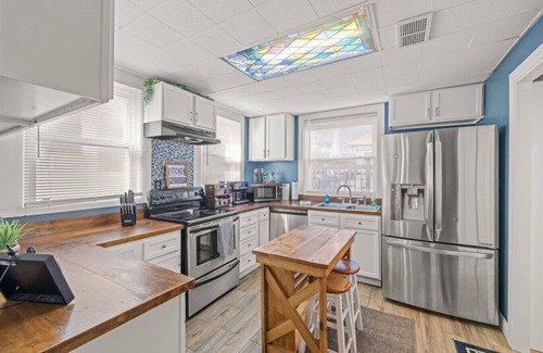 Winchester Casa | College Park Getaway