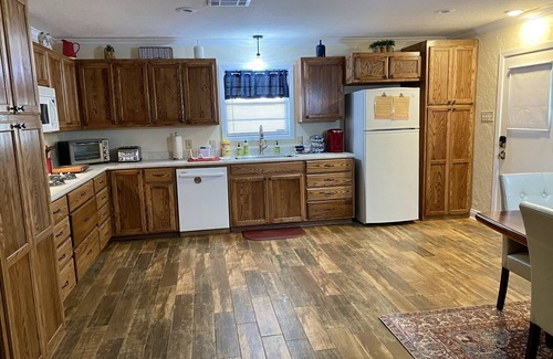 Lake Charles Casa | College Street B&B (Casa entera)