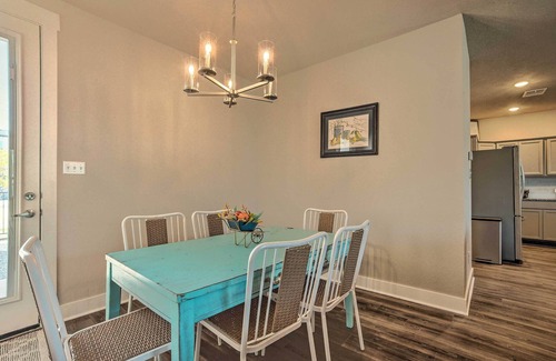 Wellborn Casa | College Station Townhome w/ Furnished Patio!