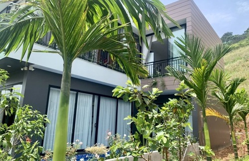 Ngoc Thanh Villa | Collie Villa Venus Flamingo swimming pool with full equipment