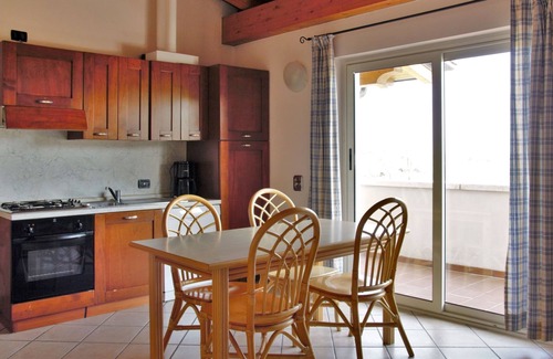 Cunettone Apartamento | Colombaro Nuovo by Interhome