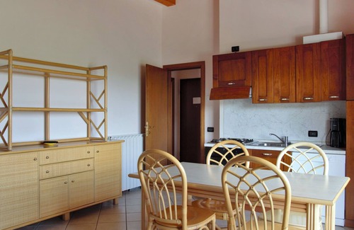 Cunettone Apartamento | Colombaro Nuovo by Interhome
