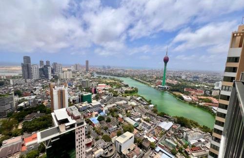Ibbanwala Apartamento | Colombo Skyline Luxury Apartments at Tri-Zen - Pool and Amazing City Views