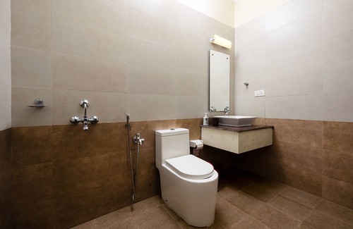 Pudumund Hotel | Colonel's Inn