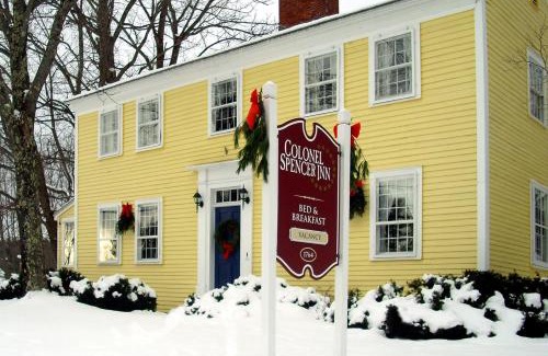 Campton Cama Y Desayuno | Colonel Spencer Inn