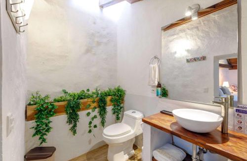 Cartagena Walled City Casa | Colonial Villa with Private Pool 7BR in Cartagena Old Town