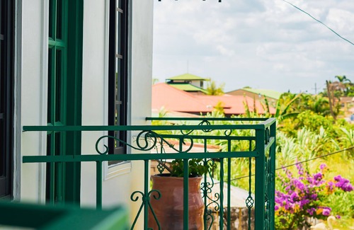 Noord Apartamento | Colonial Wolf Oasis