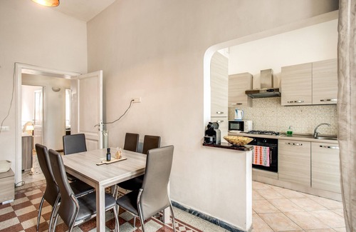 Rione XVIII Castro Pretorio Apartamento | Colonna Suite Luxury - Termini Station Big Apartment