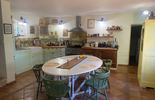 Colonzelle Otro | colonzelle provenzal Drome 2 km de Grignan granja de carácter con piscina y spa