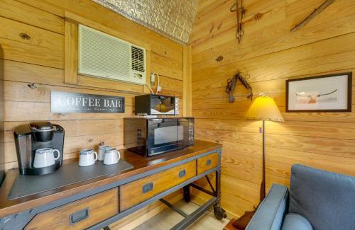 Sublime Casa | Colorado County Cabin Hunt, Fish and Explore!