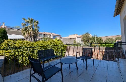 Meze Apartamento | ColorChic 3 étoiles - Parking Privé Terrasse Clim - 120m2 Plein centre