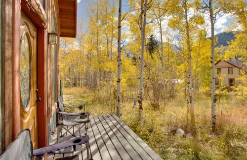 Marble Casa | Colorful Cabin with Teepee, Fire Pits and Mtn Views!
