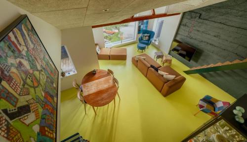 Torshavn Apartamento | Colorful Central Apartment by the Park
