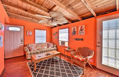 Surfside Beach Casa | Colorful Cottage - 1 Mi to Surfside Beach Access!