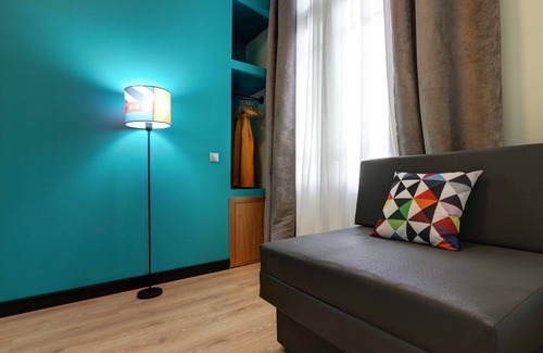 Ladadika Casa | COLORS Central Ladadika