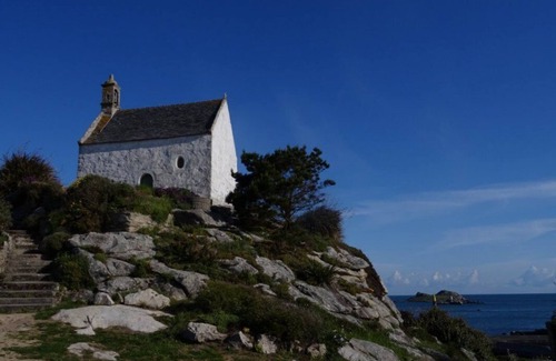 Roscoff Casa | Vrbo Property
