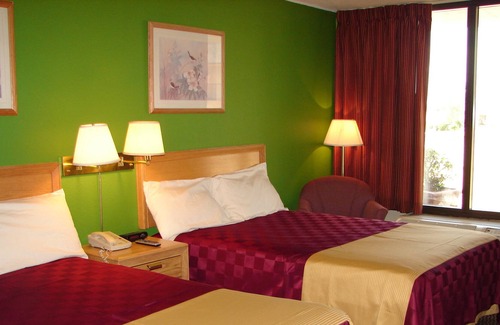 Columbus Hotel | Columbus Inn & Suites