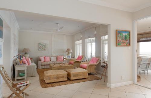 Sheffield Beach Casa | Colwyn Drive 53 - FAMILY ONLY