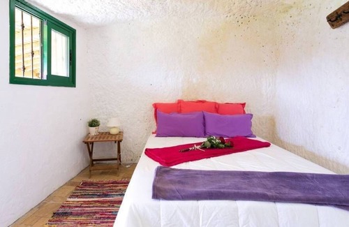 San Cristobal de La Laguna Casa | COMFORTABLE CAVE HOUSE SURROUNDED BY TRAILS, NATURE AND LANDSCAPES