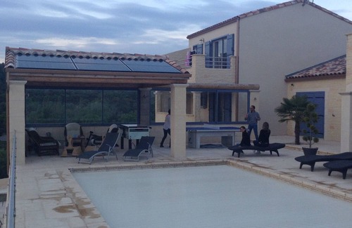 Saint-Hippolyte-de-Montaigu Cabaña | 2 alojamientos confortables en una residencia de lujo
