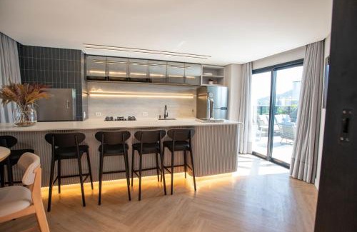 Centro Apartamento | Com Piscina a 500m da Vila Germânica VJ1920