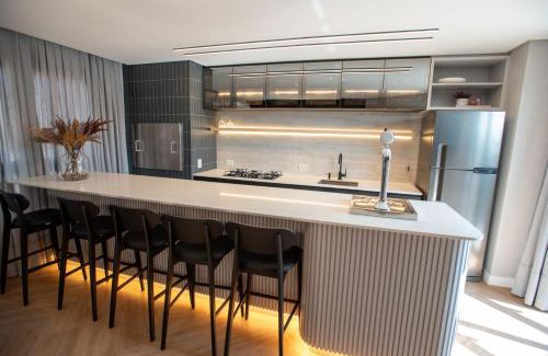 Centro Apartamento | Com Piscina a 500m da Vila Germânica VJ1920