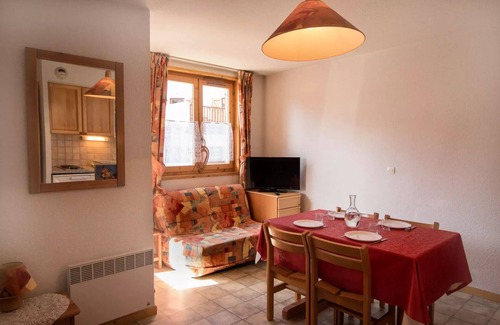 Aussois Apartamento | COM213M : Wohnung in ruhiger Lage in der Nähe von kostenlosen Shuttles und dem Schwimmbad