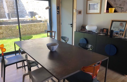 Nieul-sur-Mer Casa | Come and discover the tranquility of Lauzières, its cliffs and Port du Plomb.