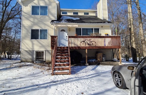 Dingmans Ferry Casa | Come and enjoy 4 seasons in our home