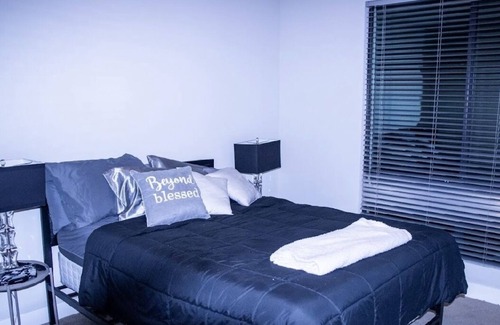 Security Acres Apartamento | Come enjoy a luxurious stay right in the heart of it all Old Town Scottsdale