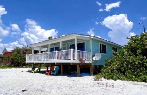 Placida Cabaña | Come enjoy this beautiful slice of paradise on famous Florida gulf coast