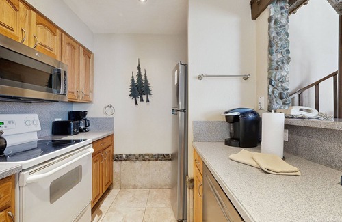 Tahoe Meadows Casa | Come for the lake and stay for the pools, hot tubs, sauna & fireplace