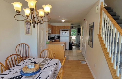 Weirs Beach Condominio | Come for the View-Stay for the Fun-Lake Winnipesaukee - Late Check-out Sundays