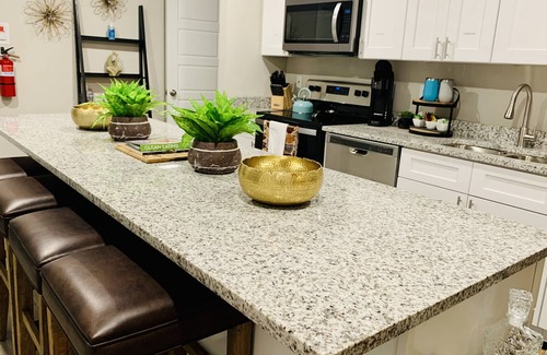 Terrell Heights Casa | Come Home. Book Your Stylish San Antonio Getaway Now!