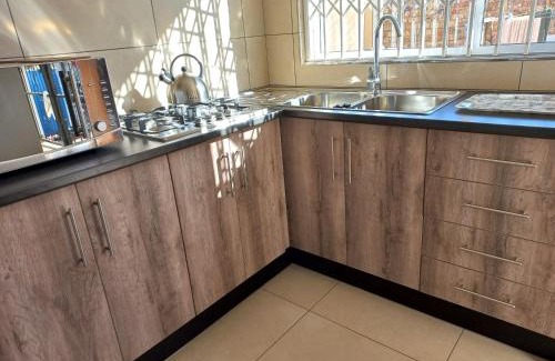 Oudtshoorn Casa | Come Home in Oudtshoorn Self-Catering Units