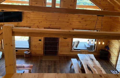 New Plymouth Cabina | Come relax and take in the breath taking views!