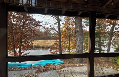 Brighton Cabaña | Come relax at our cozy waterfront cottage in charming Brighton, U-M Ski Legacy