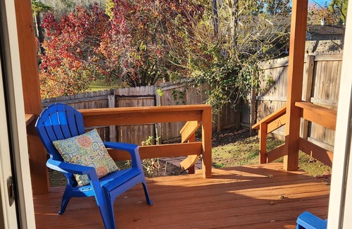 Enterprise Casa | Come Relax! New kitchen, appliances (including w/d!), two decks
