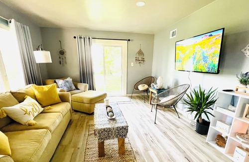 Hingham Casa | Come see Fall Colors in the Country and take up some hiking at local state parks