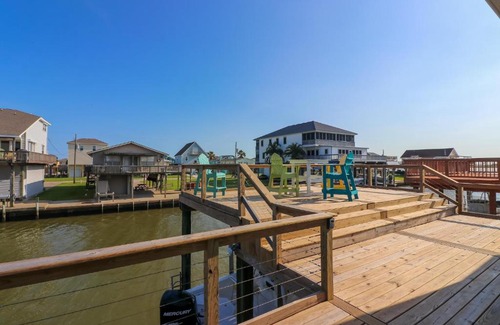 San Luis Casa | Come Stay - and Sail Away - at this Lovely Canal Home